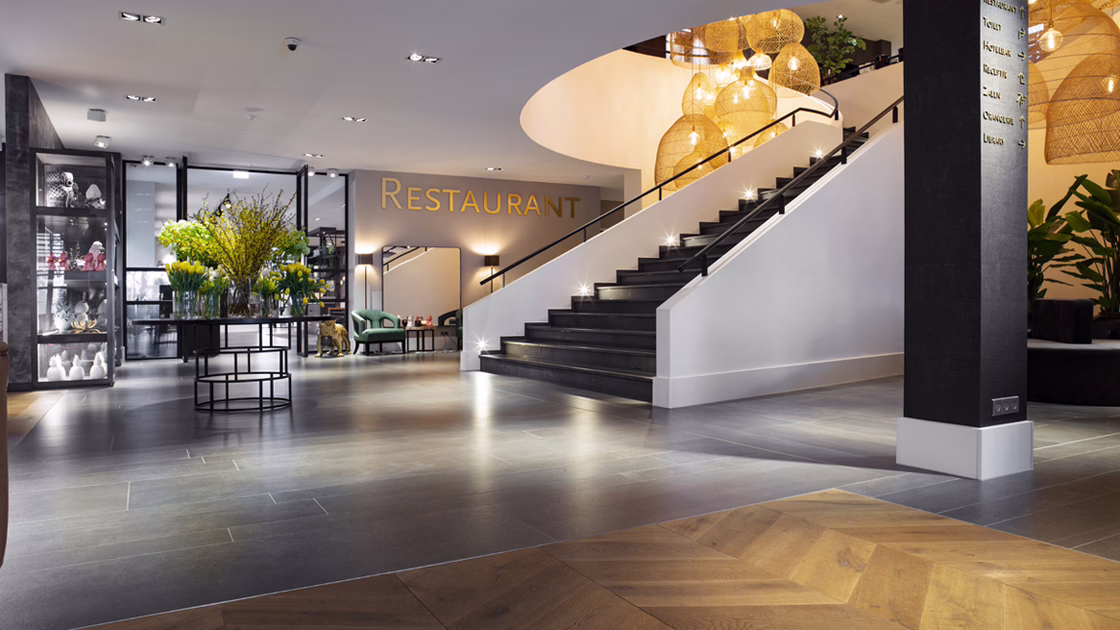 Van der Valk Hotel Apeldoorn lobby