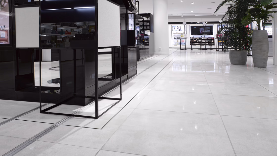 Hudson's Bay dilatatievoegen in het tegelwerk